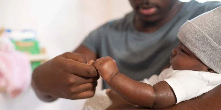 Illustration related to failure to thrive and chiropractic care